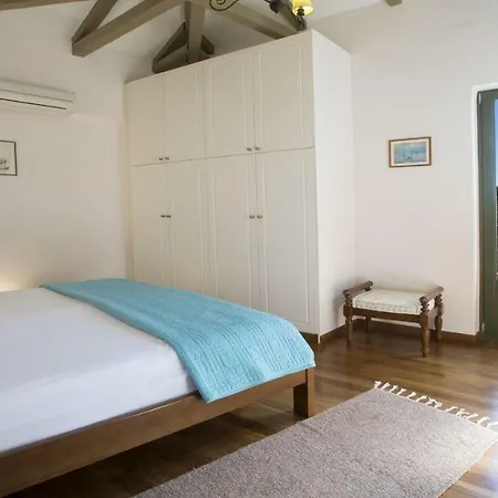 Architect House * Spanokhórion